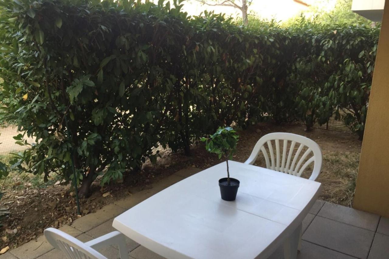 Apartamento Les Jardins De Louise-2 Pers Avec Parking-Terrasse Vénissieux Exterior foto